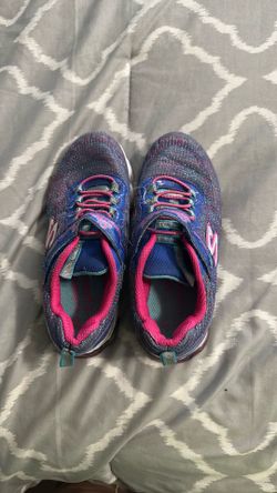 Sketchers girls size 13c