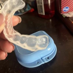 New Night Guard/Retenedor