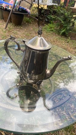 Warwick SILVER PLATED TEA/COFFEE SERVER