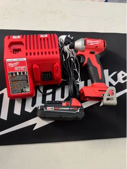 Milwaukee m18 compact impact combo