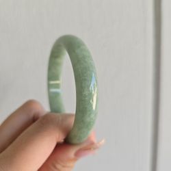 Natural Grade A Jadeite Green Bangle 58.1mm