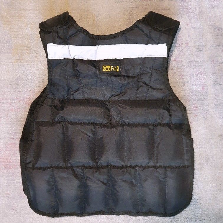 GoFit 20 lb Weighted Vest – Good Condition