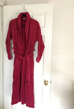Plush Unisex Robe!