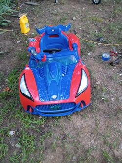 Spiderman car