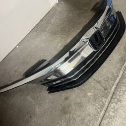 2016-2017 Honda Accord Sedan 4DR Chrome Front Bumper Grille