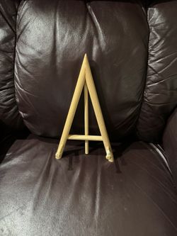 Easel