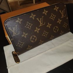 Louis Vuitton Zippy Wallet Monogram