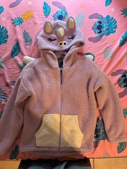 Girls sweater