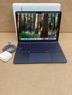 2025 Apple MacBook Air 13-inch M4 Chip 16GB RAM 512GB SSD Midnight