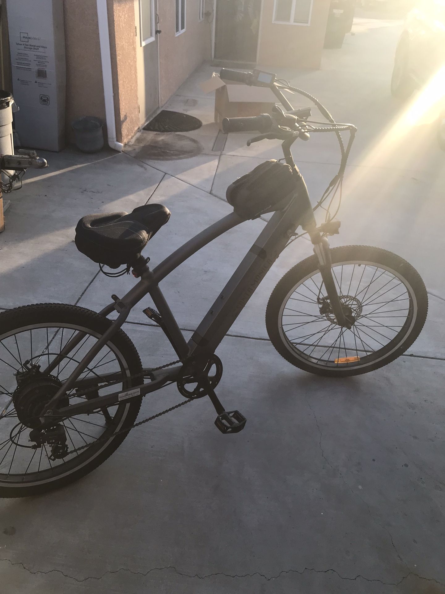 E-bike Beach Cruiser