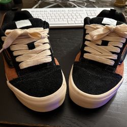 Vans x Disney 100th Anniversary Knu Skool sneakers size 13 mens