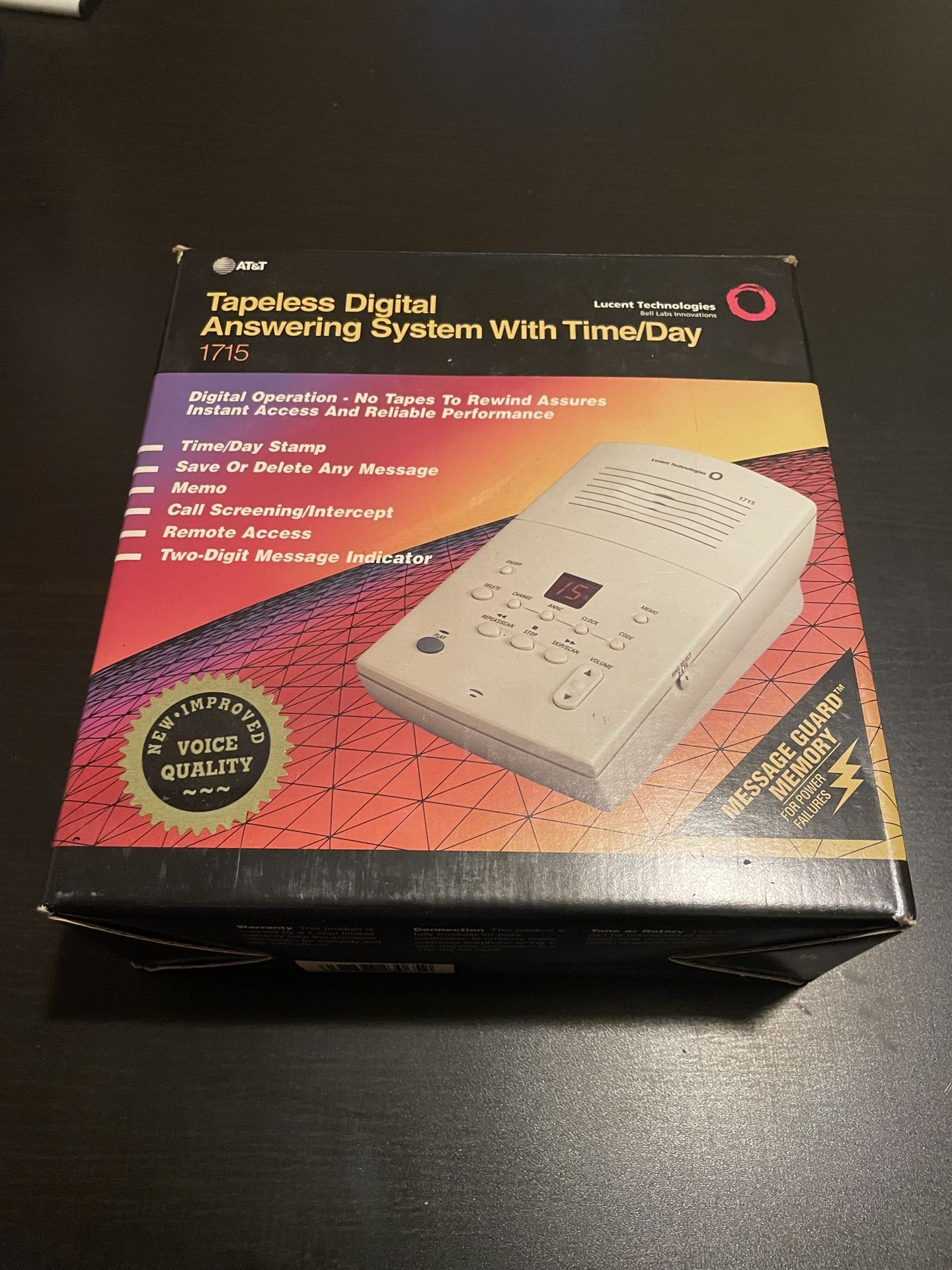 AT&T Tapeless Digital Answering System with Time/Day 1715