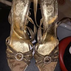 Apple Bottom Heels Size 7