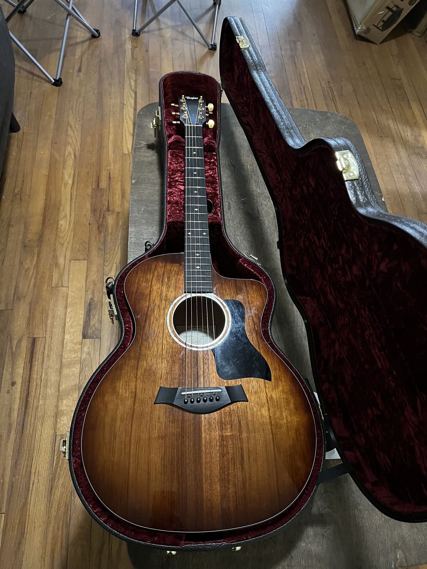 Taylor 224Ce-K DLX