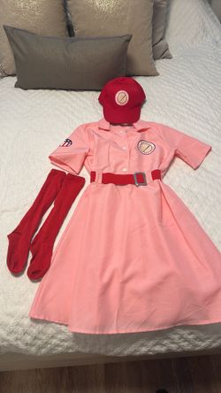 Children’s XL Women’s baseball league costume