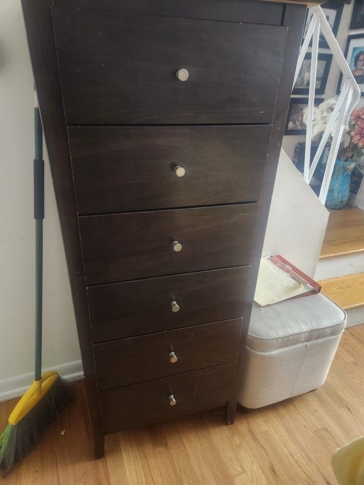 6 Drawer Tall Chest 