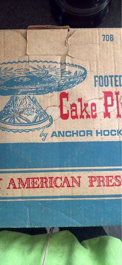 Anchor Hocking Footed Cake Plate in Box
