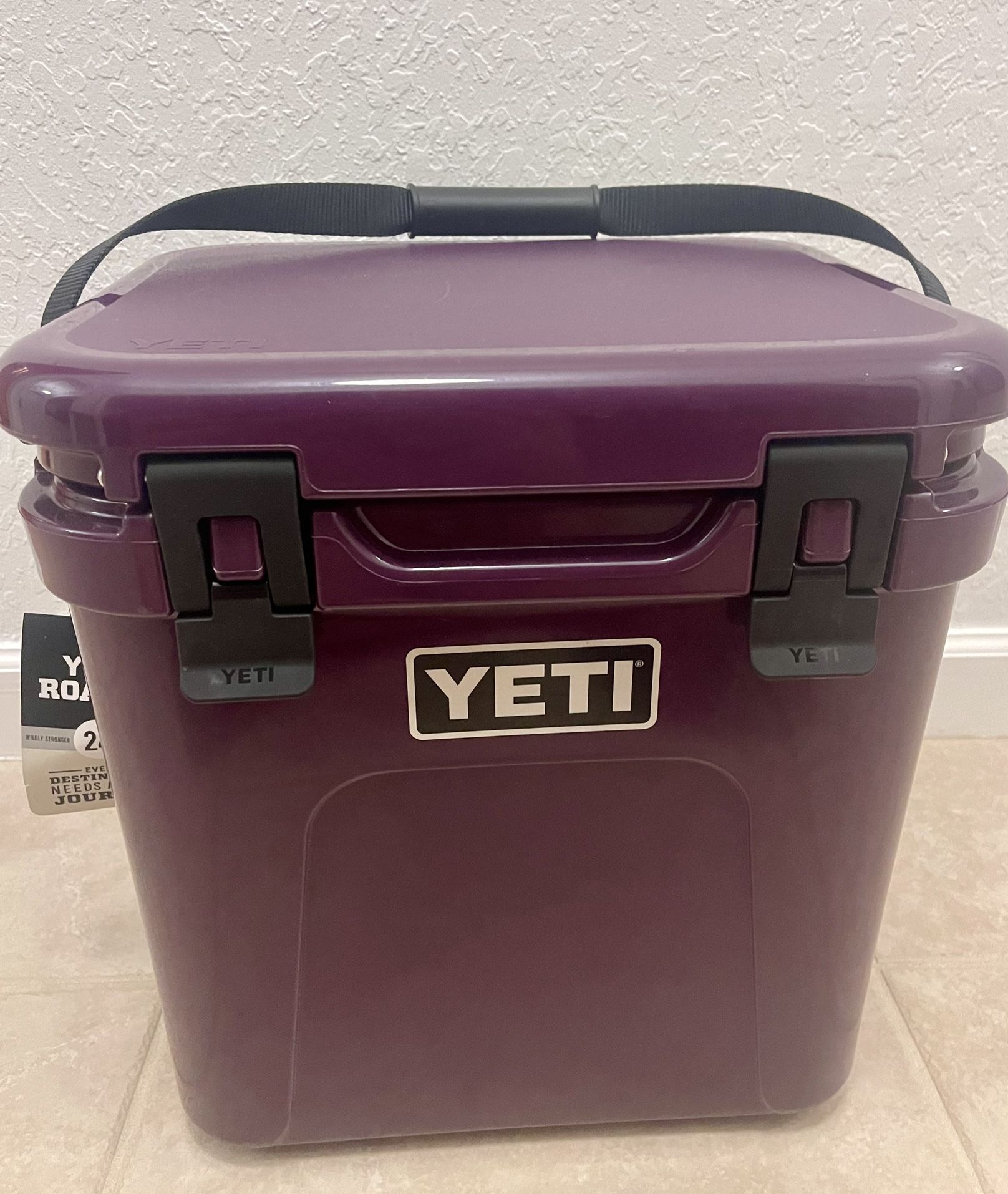 YETI Roadie 24 Hard Cooler - Nordic Purple, BRAND NEW