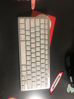 Fully working blu tooth keyboard