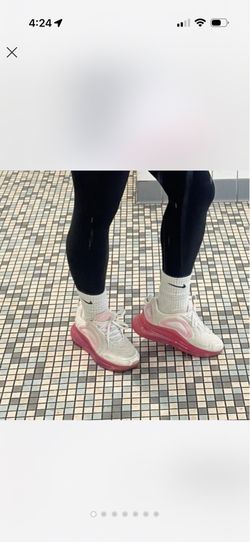 Nikes woman size 8