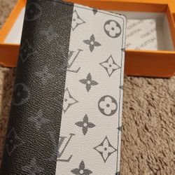 LV Wallet