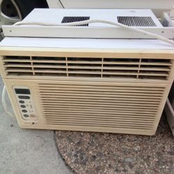 ZENITH AIR CONDITIONER 