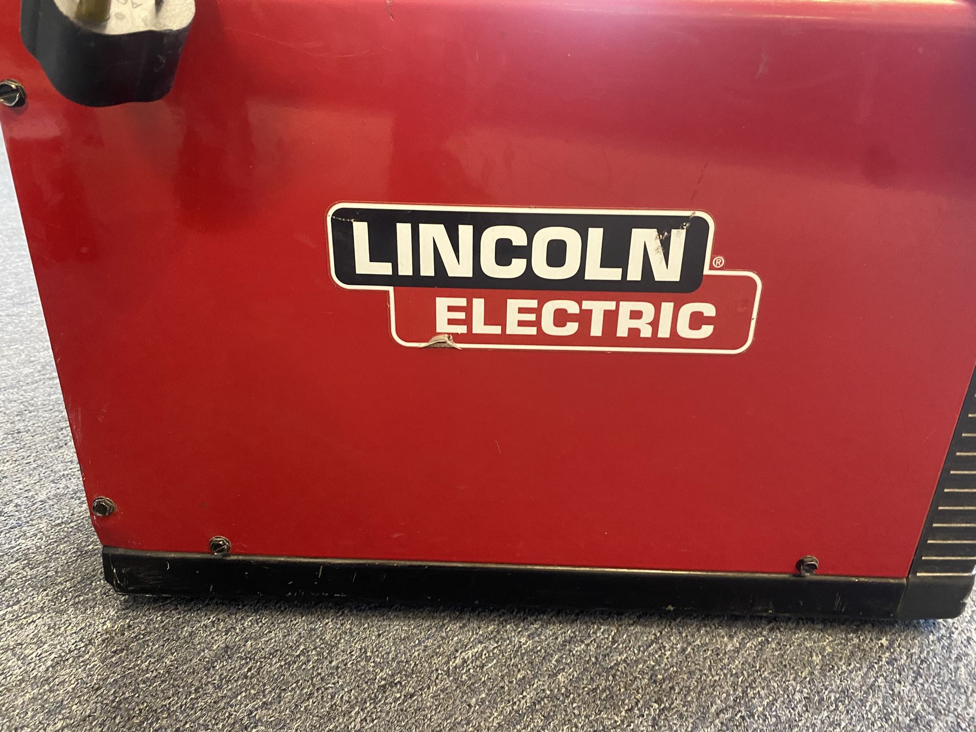 Lincoln Weldpak 180 Welder