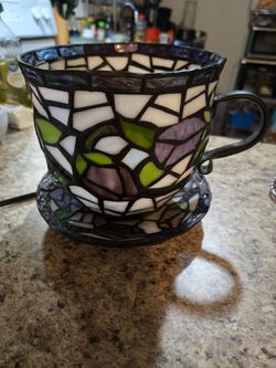 Stained glass teacup lamp