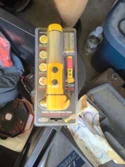 Auto emergency multi tool