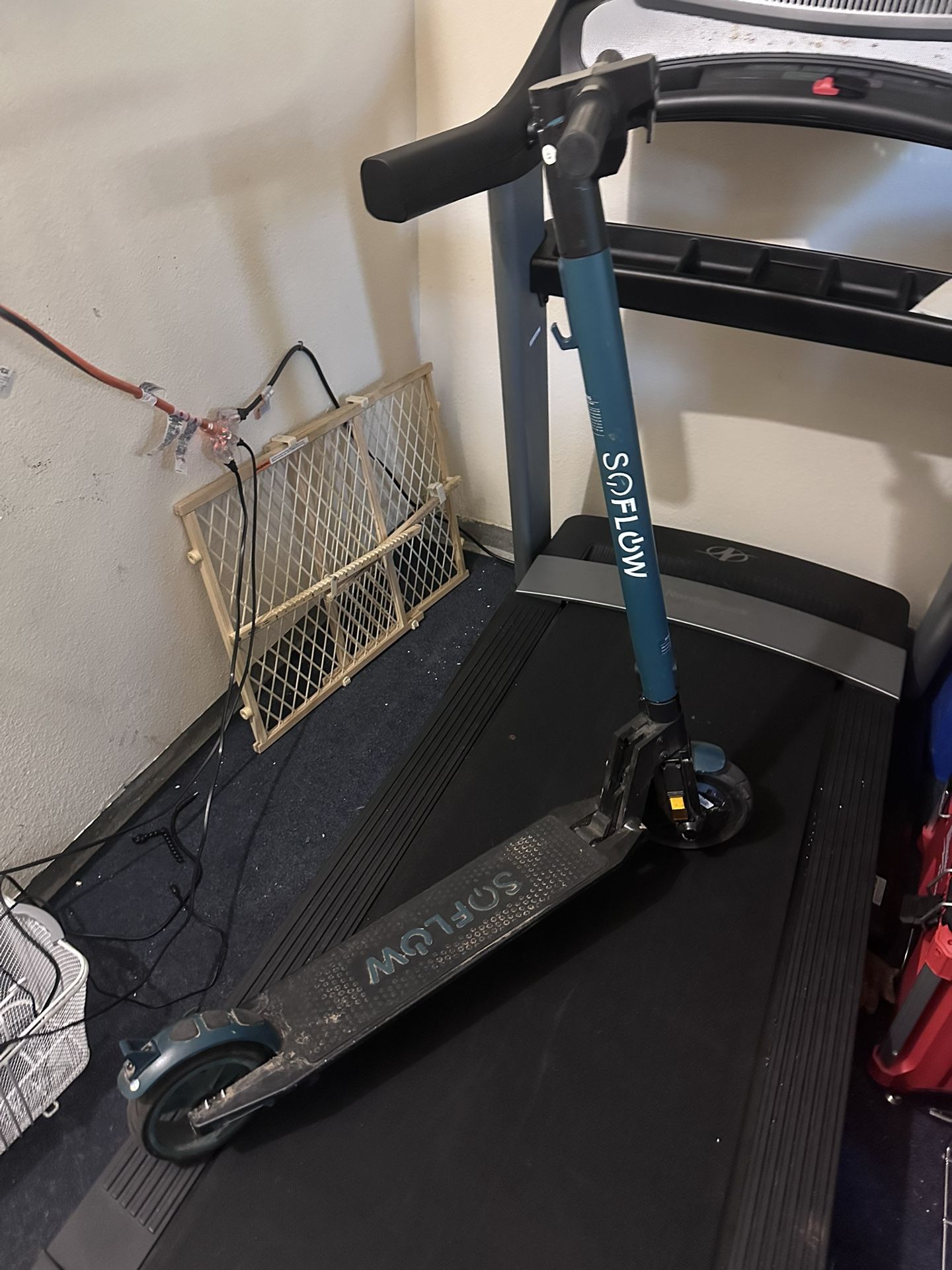 Soflow E- Scooter