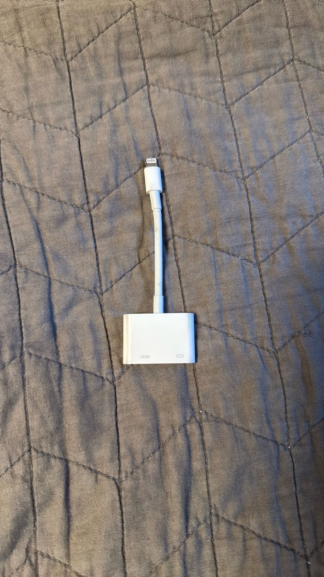 Lightning to HDMI adapter