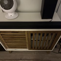 Vizio Sound bar & Subwoofer (NO REMOTE)