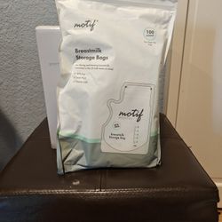 Motif Breastmilk Storage Bags