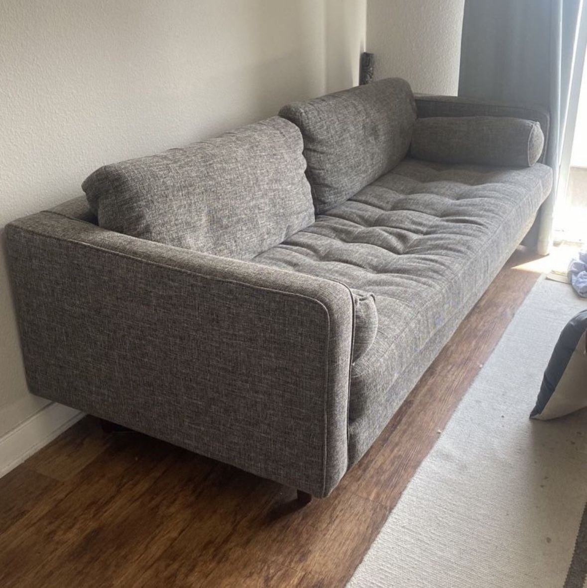 Article Sven COUCH for Sale