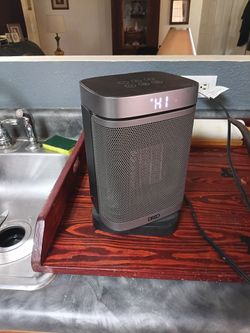 Rotating tabletop heater