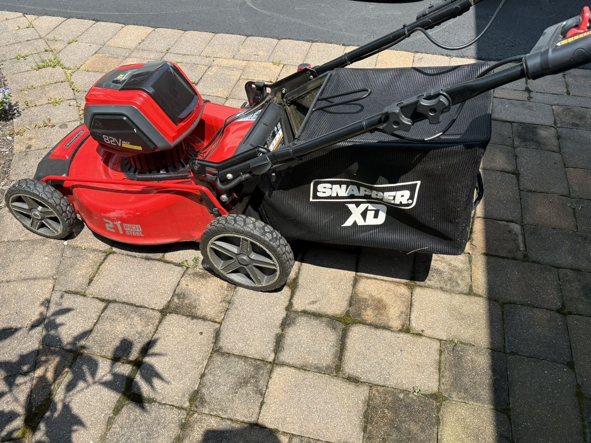Battery Power Wheels Mower Ego ZT4201E-L Battery Powered Zero Turn