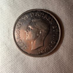 1940 Canada 50 Cent Coin - Silver 