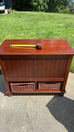 Lane storage cabinet