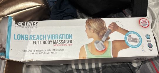 Neck massager with heat