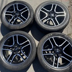 2018 Ford Mustang Black Glossy Rims