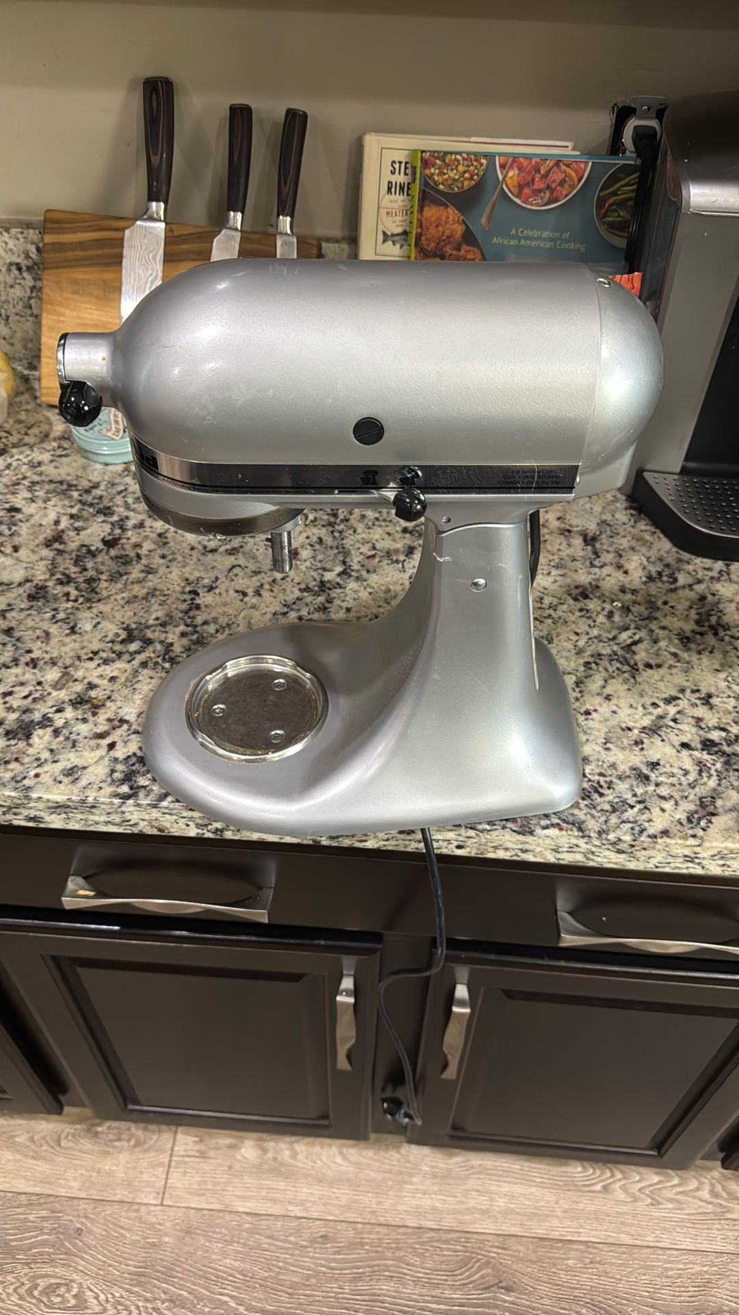Kitchen Aid Mixer Deluxe