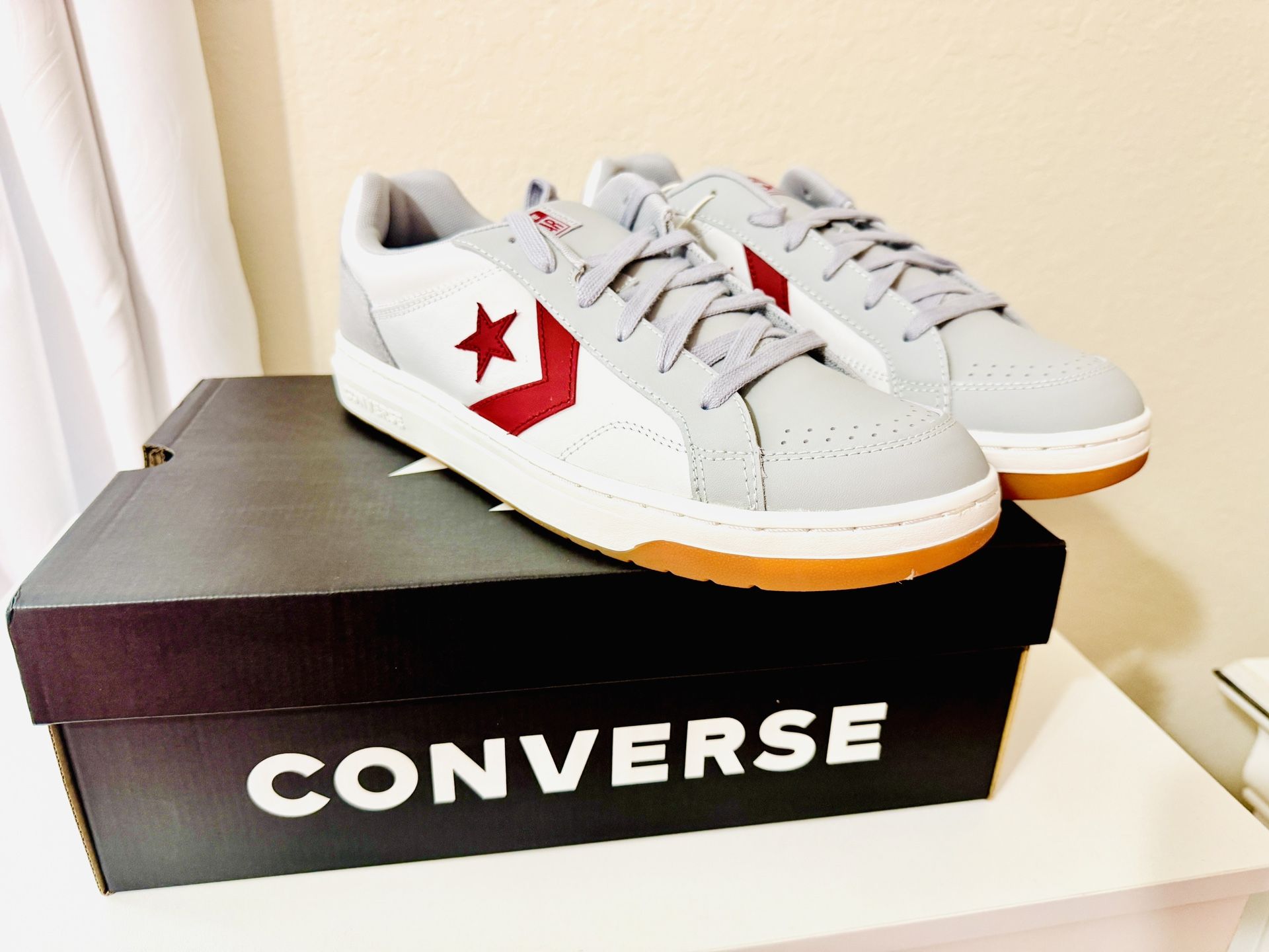 Size 13 New in Box A12719C Converse Pro Blaze Classic