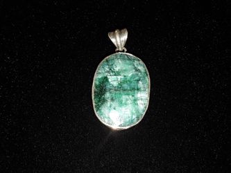 Green pendant