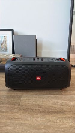 JBL partybox on the go speaker