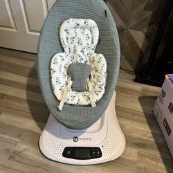 4moms MamaRoo 4 Infant Seat - Gray.