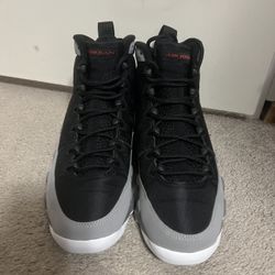 WORN ONCE JORDAN 9 PARTICLE SIZE 8