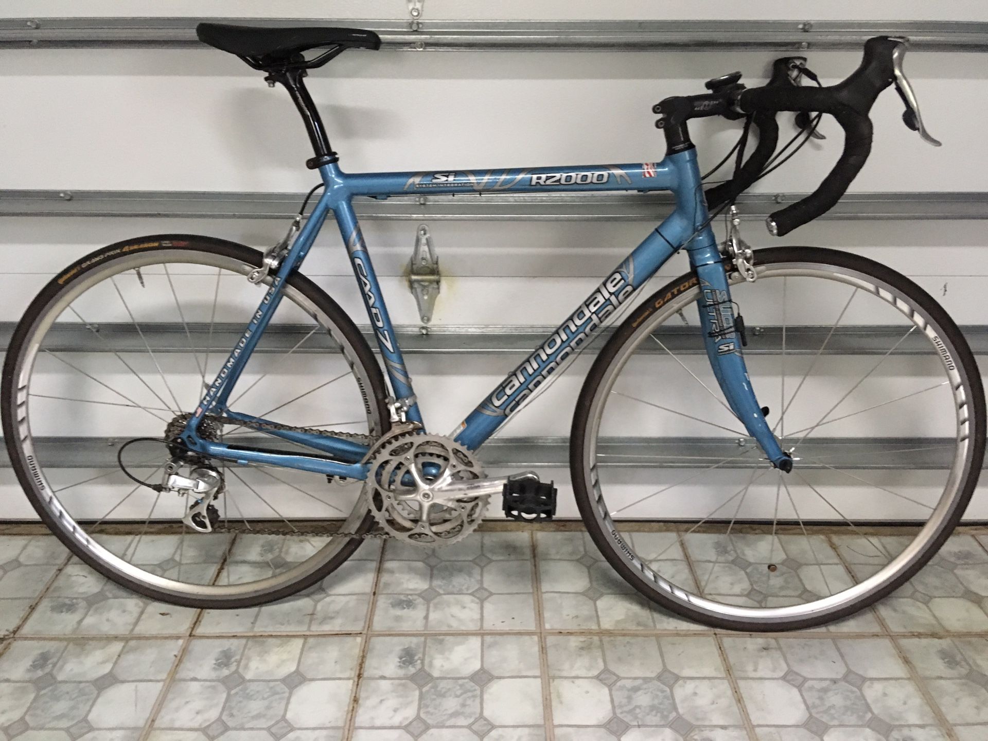 CANNONDALE R2000 CAAD7 ROAD BIKE SIZE 54cm MEDIUM 700c