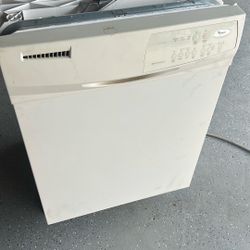 Whirlpool Dishwasher 