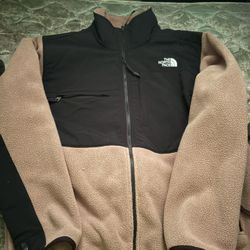 The North Face Mens Retro Denali Jacket/ Latte Brown Size XL