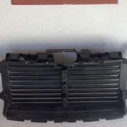2018- 2024 Ford Expedition Air Shutter  (7).